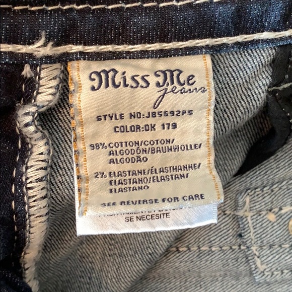 Miss Me Boyfriend Capri - Picture 7 of 7